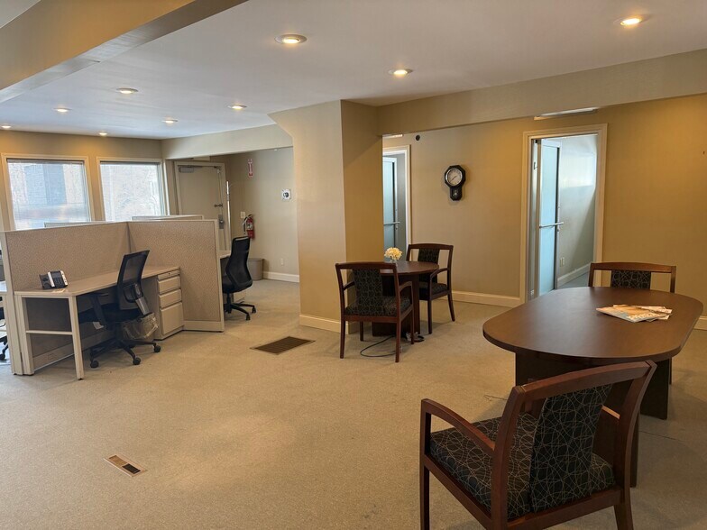 More Photos Of 2717 Genesee St, Utica Medical For Sale