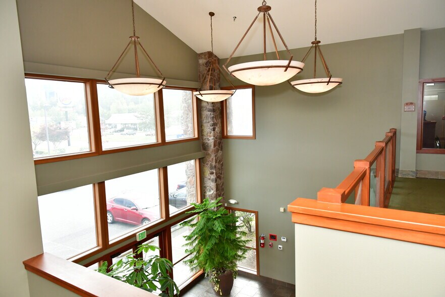 More Photos Of 200 SW 41st St, Renton Medical For Sale