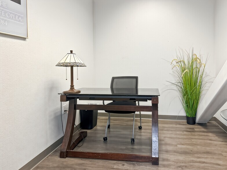 More Photos Of 6300 Riverside Plaza Ln NW, Albuquerque Coworking Space