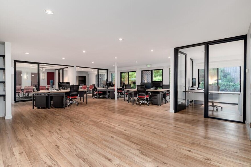 More Photos Of 6450 S Quebec St, Centennial Loft Creative Space For Lease