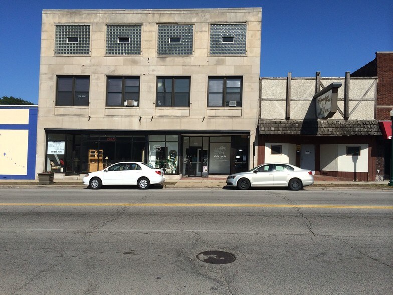 More Photos Of 6725 Kennedy Ave, Hammond Office For Lease