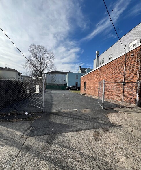 More Photos Of 172-174 12th ave, Newark Religious Facility For Sale