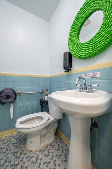 More Photos Of 114 Central Ave, Lake Wales Freestanding For Sale