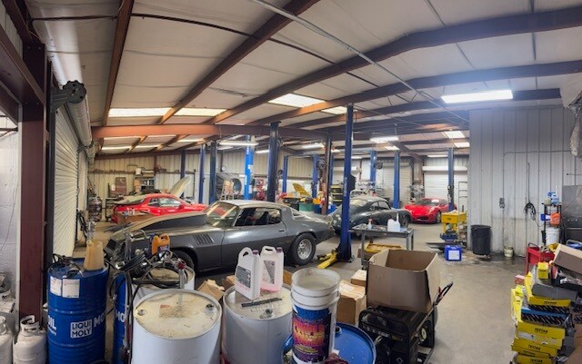More Photos Of 401 E Ann St, Valdosta Specialty For Sale