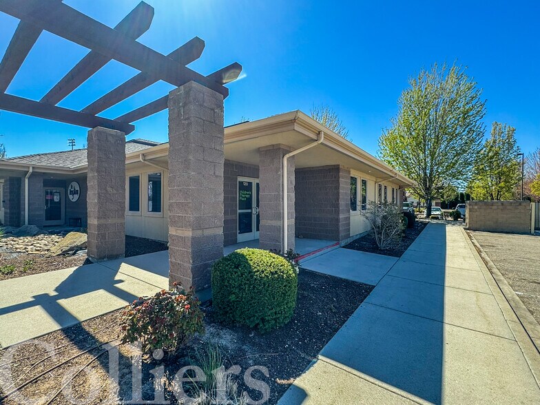 More Photos Of 2273 E Gala St, Meridian Office For Sale