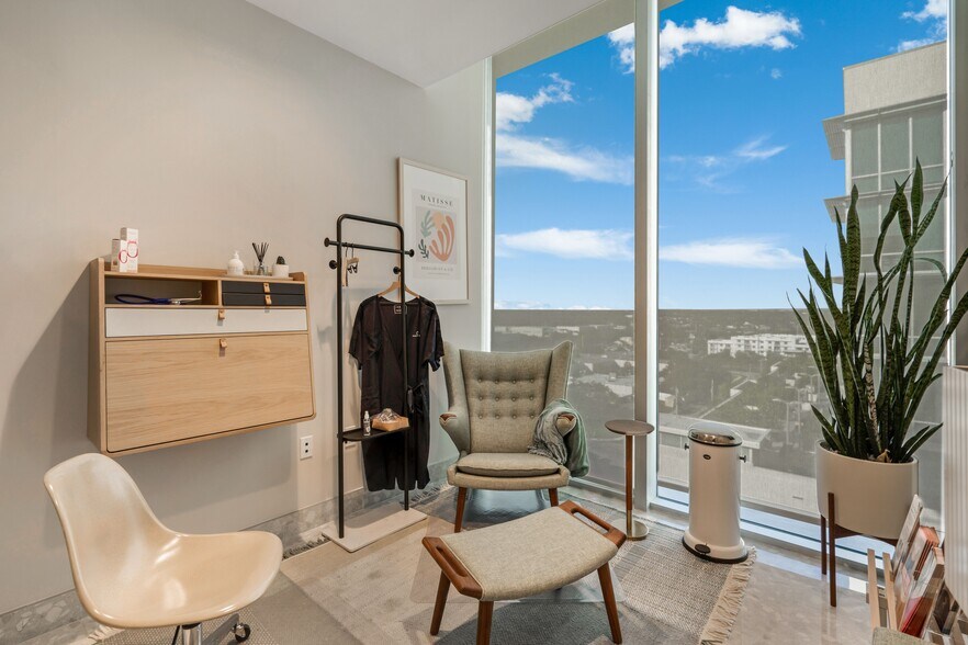 More Photos Of 2820 NE 214th St, Aventura Loft Creative Space For Sale