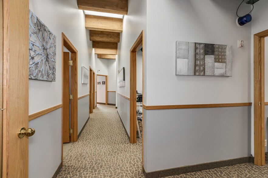 More Photos Of 413 Wacouta St, Saint Paul Office Residential For Lease
