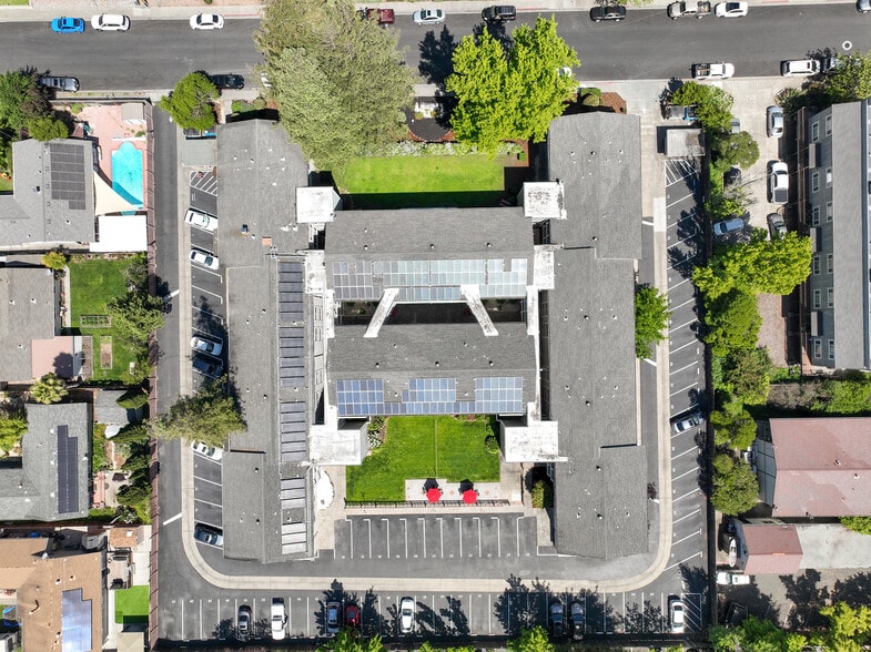 More Photos Of 8025 Beverly Dr, Rohnert Park Apartments For Sale