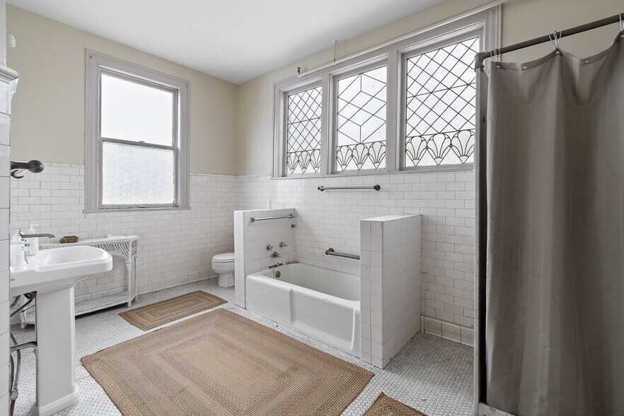 More Photos Of 1435 Market Ave N, Canton Office Residential For Sale