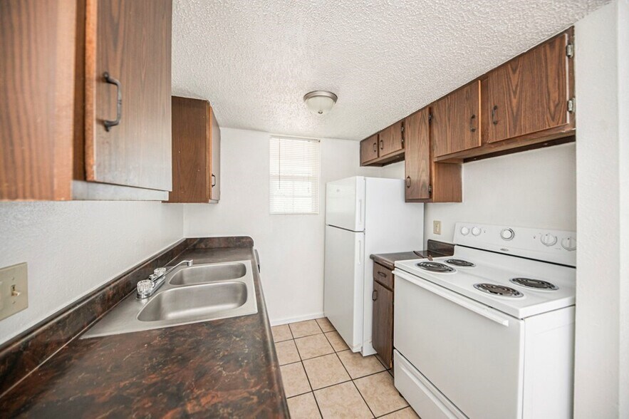 More Photos Of 1449 John Ben Shepperd Pky, Odessa Apartments For Sale