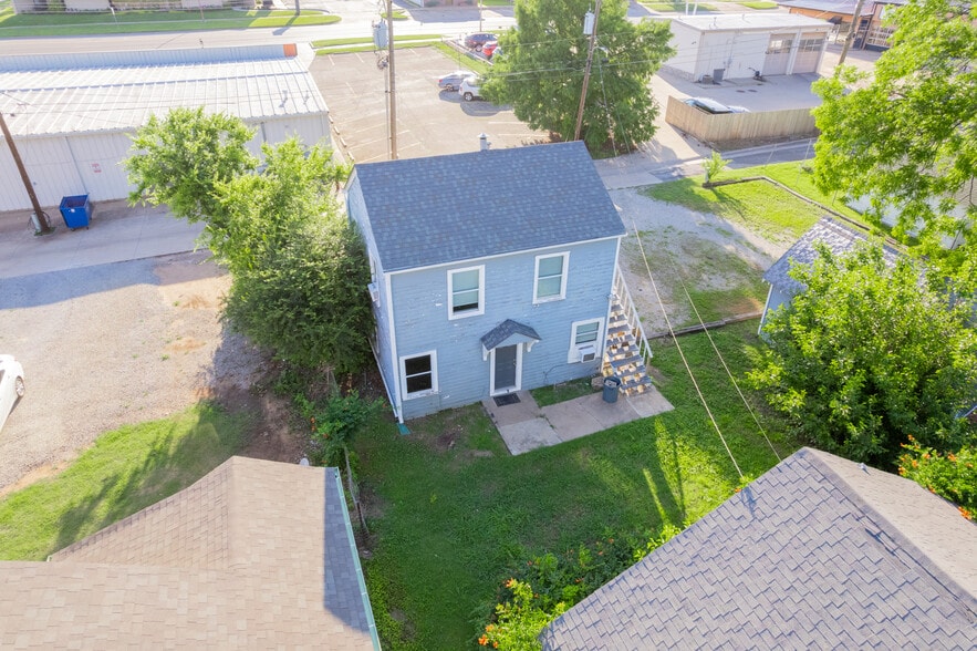 More Photos Of 230 S Lewis St, Stillwater Multifamily For Sale