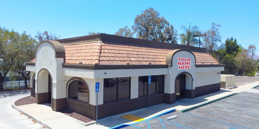 More Photos Of 4718 Green River Rd, Corona Restaurant For Lease