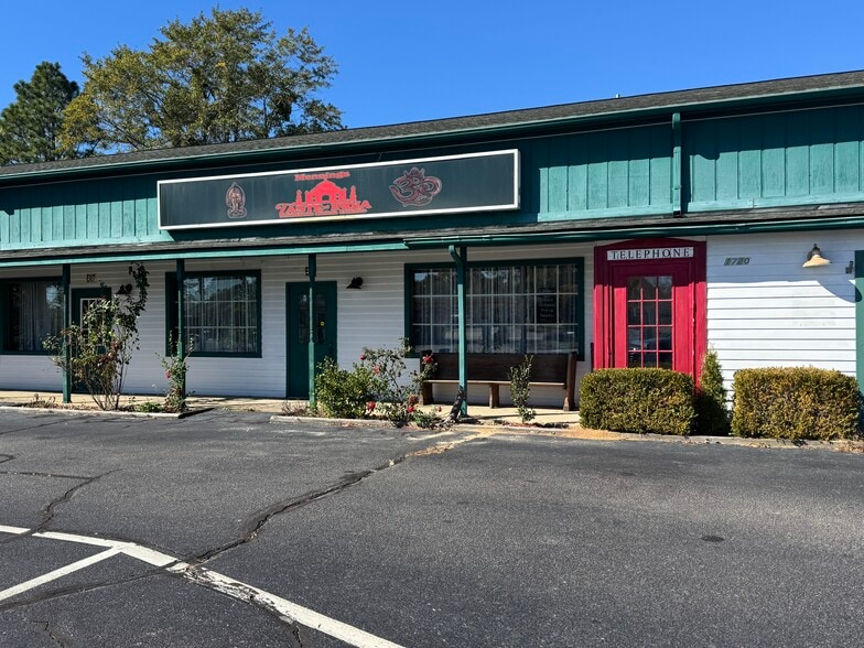 More Photos Of 1720 US Highway 1 S, Southern Pines Restaurant For Lease