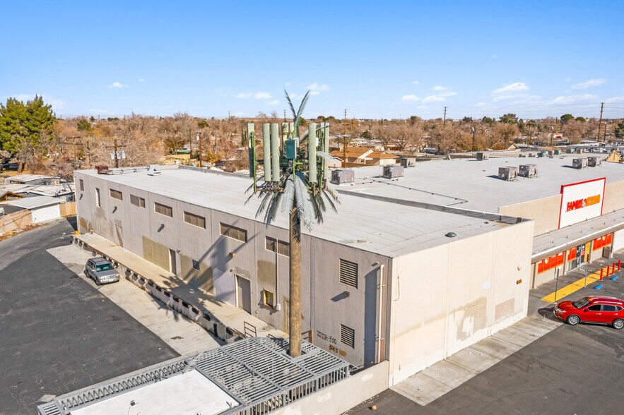 More Photos Of 1101-1111 W Avenue I, Lancaster Unknown For Lease