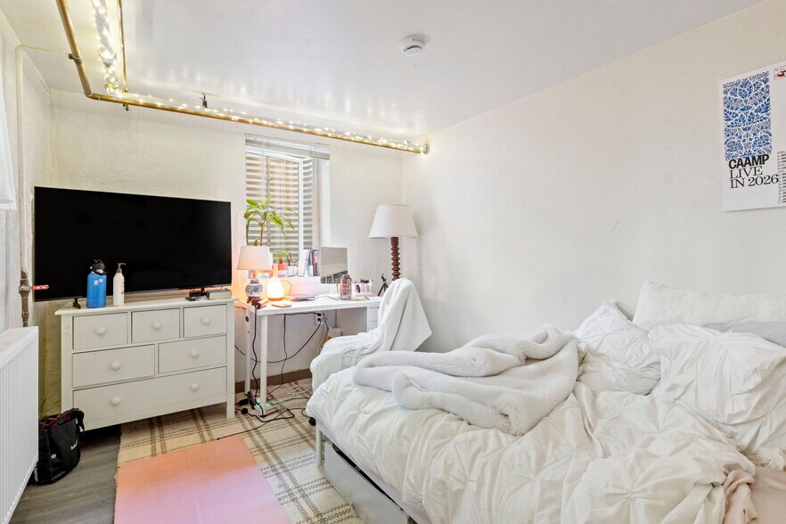 More Photos Of 735 17th St, Boulder Apartments For Sale