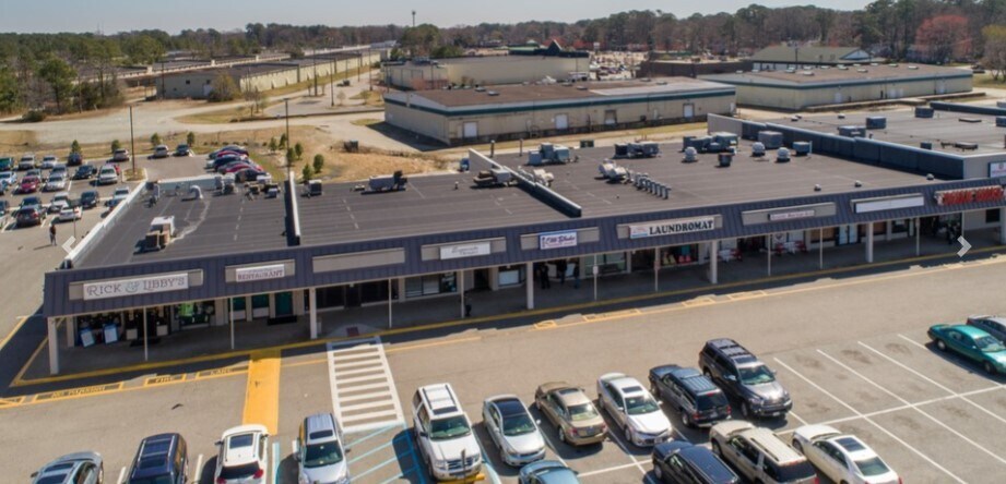 More Photos Of 11008 Warwick Blvd, Newport News Unknown For Lease