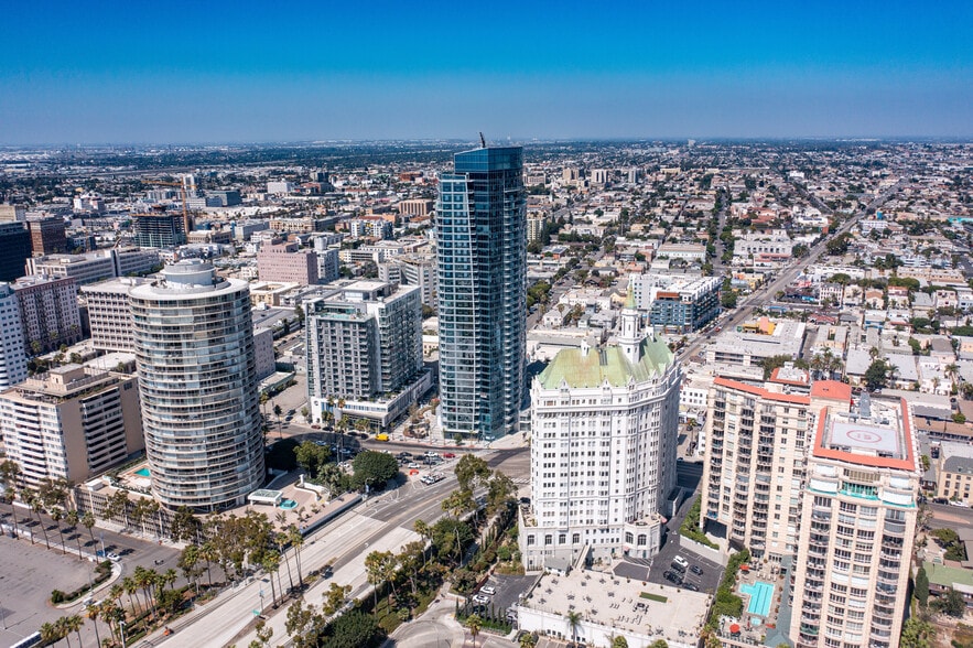 More Photos Of 777 E Ocean Blvd, Long Beach Apartments For Lease