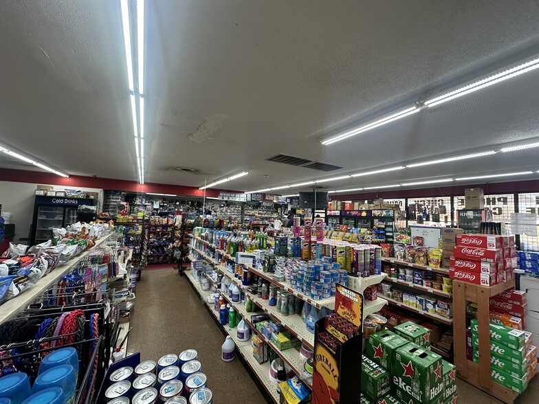 More Photos Of 1421 English Rd, High Point Convenience Store For Sale