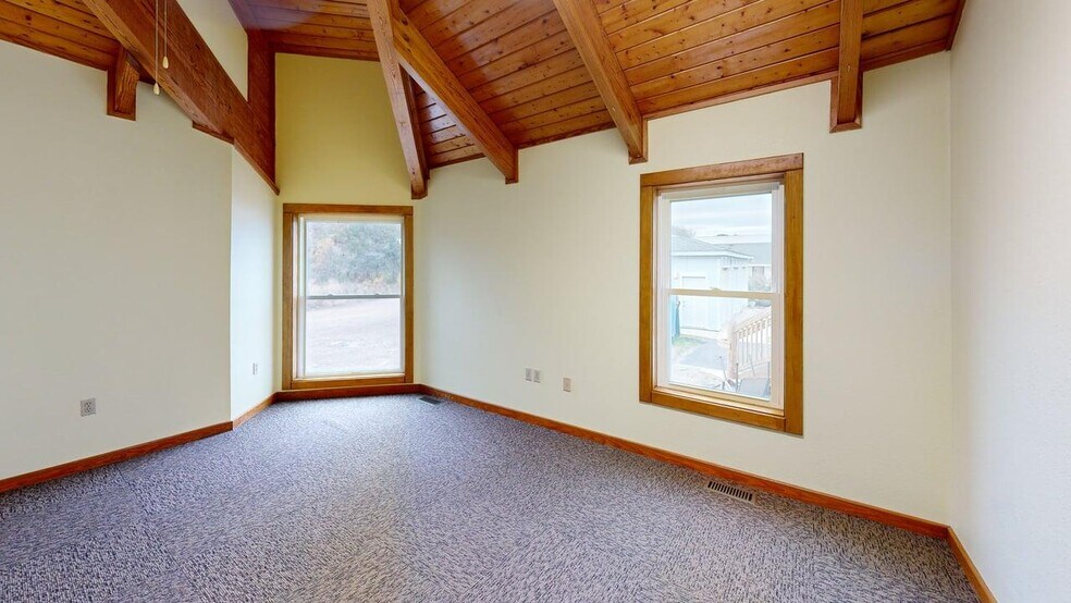 More Photos Of 3608 N Croatan Hwy, Kitty Hawk Office For Lease
