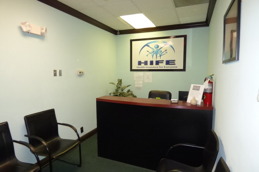 More Photos Of 3333 W Commercial Blvd, Fort Lauderdale Medical For Sale
