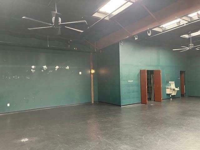More Photos Of 655 31st St S, Saint Petersburg Warehouse For Sale