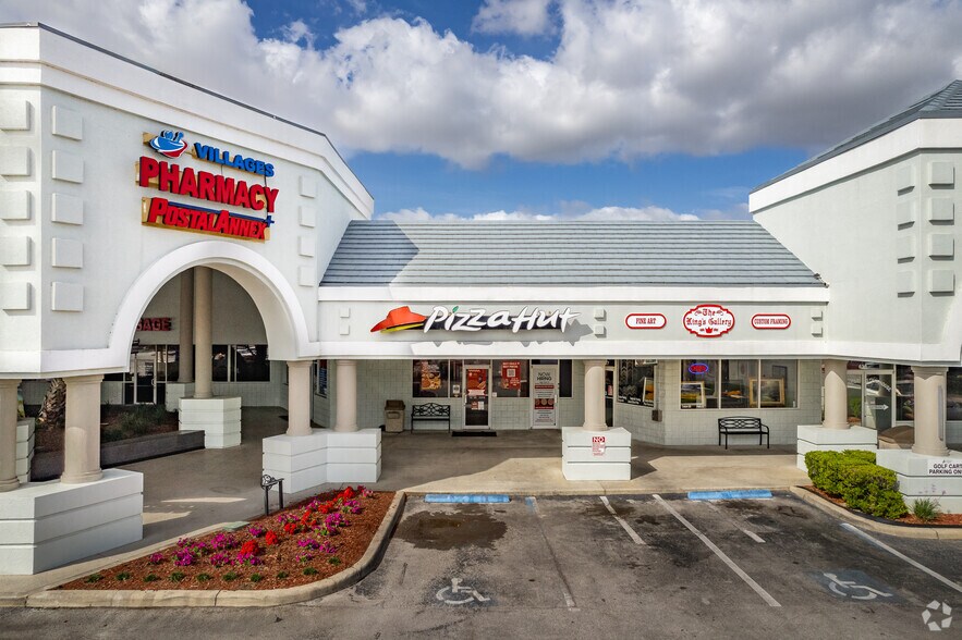 More Photos Of 17860 SE 109th Ave, Summerfield Storefront For Lease