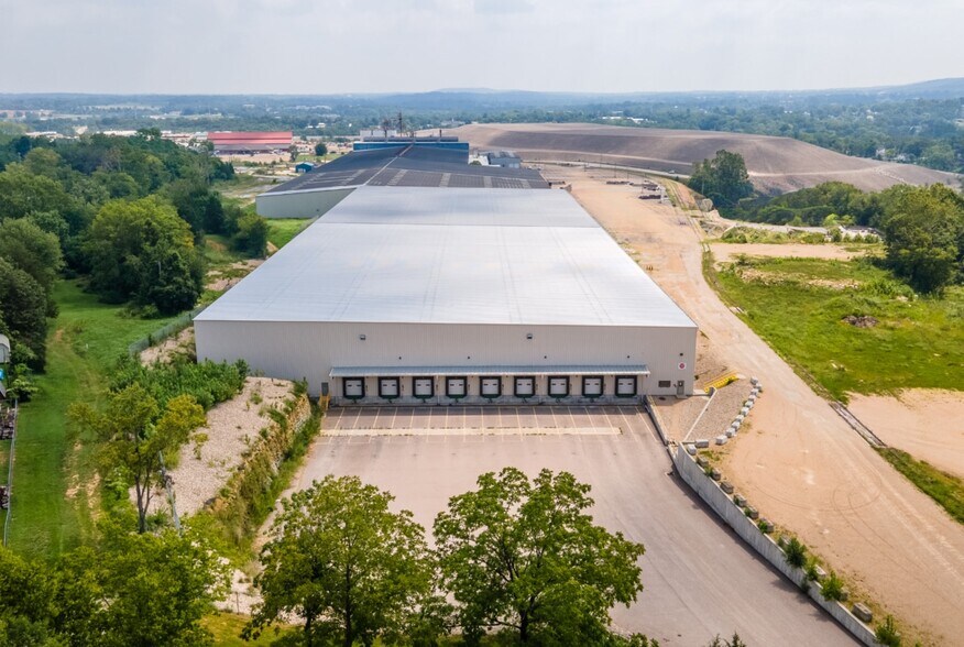 Primary Photo Of 1000 Taylor Ave, Park Hills Distribution For Lease