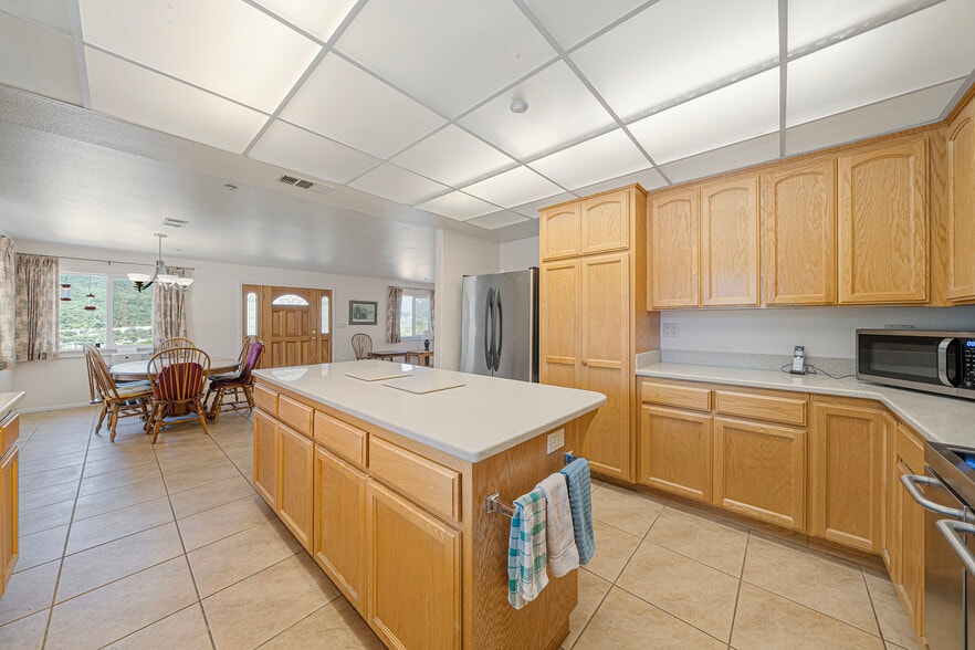 More Photos Of 1449 Lytle Creek Rd, Lytle Creek Flex For Sale