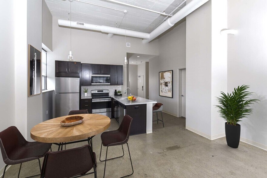 More Photos Of 615 First Ave, Pittsburgh Apartments For Lease