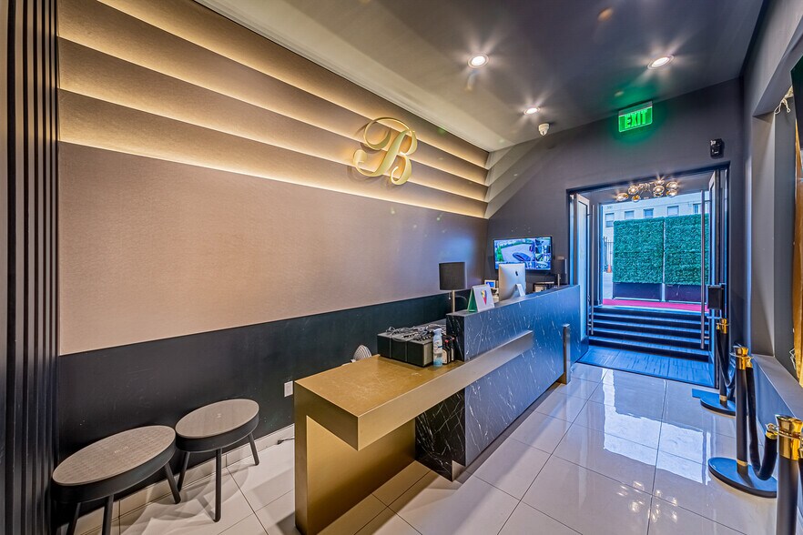 More Photos Of 3211 Beverly Blvd, Los Angeles General Retail For Sale