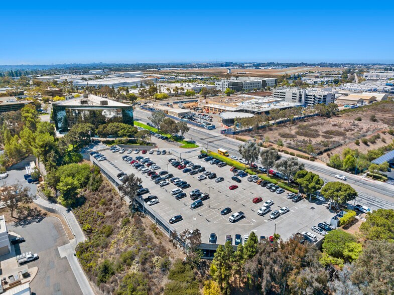 More Photos Of 9444 Balboa Ave, San Diego Office For Lease