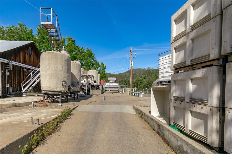 More Photos Of 2690 San Domingo Rd, Murphys Specialty For Sale