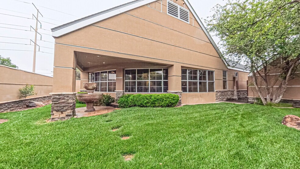 More Photos Of 7901 SW 45th Ave, Amarillo Office For Lease