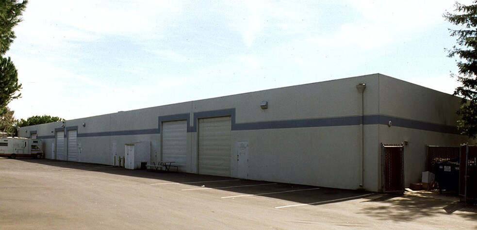 More Photos Of 1145-1155 Tasman Dr, Sunnyvale Light Manufacturing For Lease