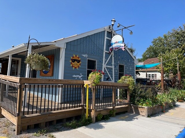 More Photos Of 2079 Spruce St, Ranier Restaurant For Sale