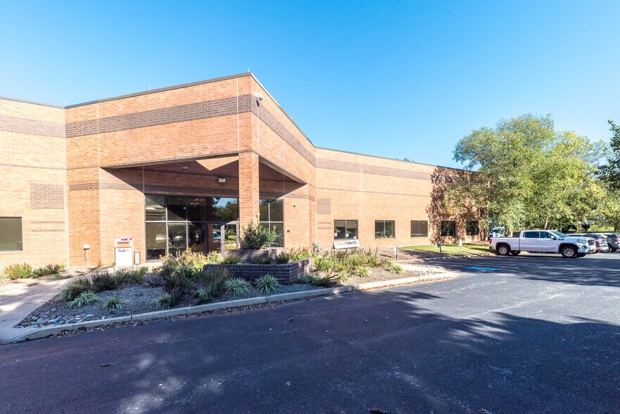 More Photos Of 905 Airport Rd, West Chester Research And Development For Lease