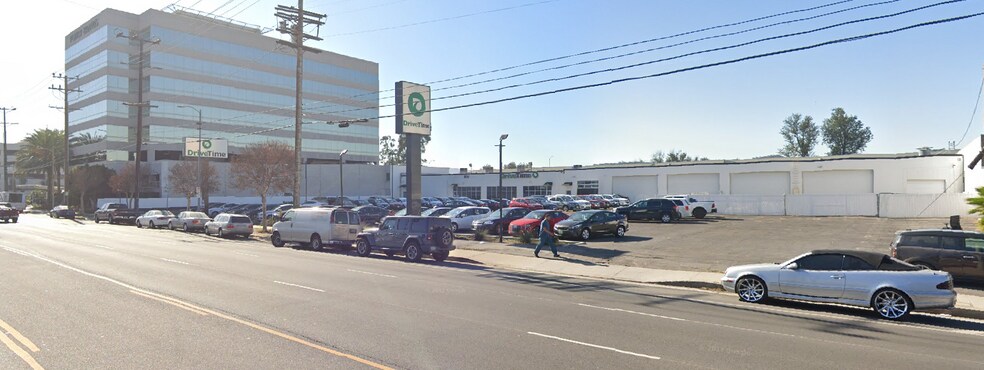 Primary Photo Of 5835 Sepulveda Blvd, Van Nuys Auto Repair For Lease