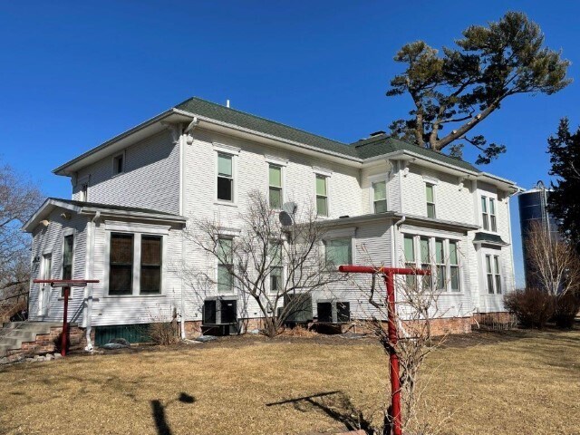 More Photos Of 14152 Highway K64, Whiting Specialty For Sale