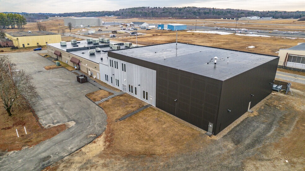 Primary Photo Of 33 Omni Cir, Auburn Distribution For Lease