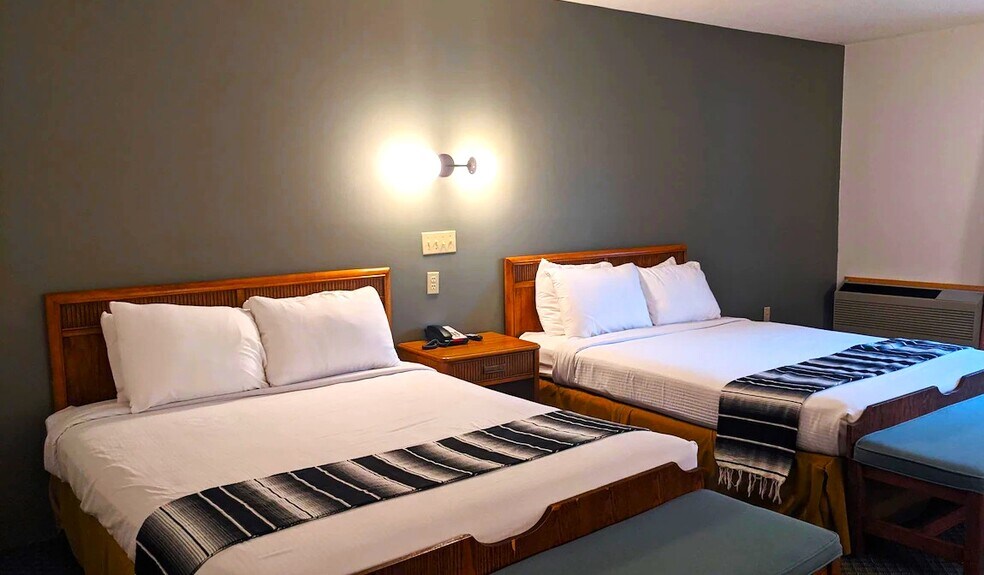 More Photos Of 334 NY-32A, Palenville Hotel For Sale