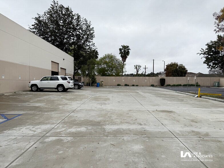 More Photos Of 3920 Gilman St, Long Beach Warehouse For Lease