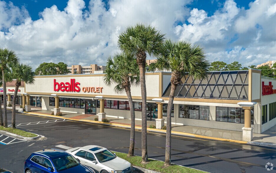 More Photos Of 2885-2925 N Military Trl, West Palm Beach Unknown For Lease
