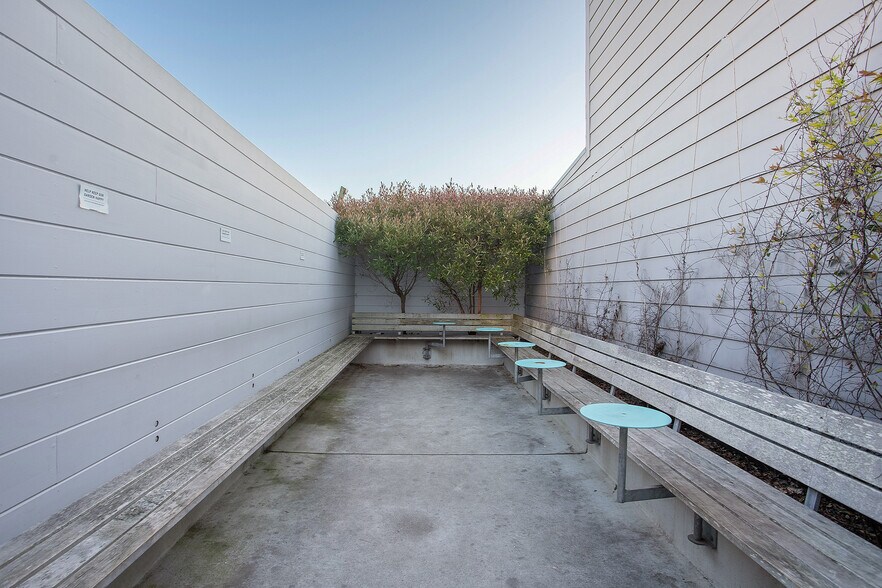 More Photos Of 3627-3629 Taraval St, San Francisco Storefront For Sale