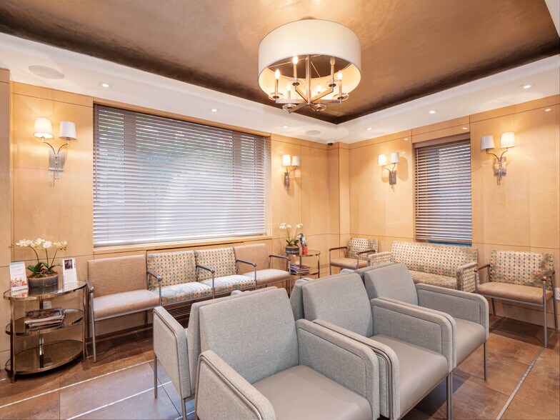 More Photos Of 1045 Park Ave, New York Apartments For Sale