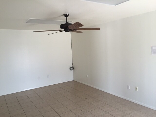 More Photos Of 451 W Nolana Loop, Pharr Warehouse For Lease