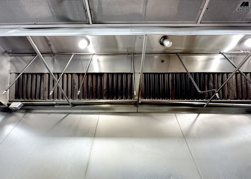 More Photos Of 4960 NW 165th St, Miami Warehouse For Sale