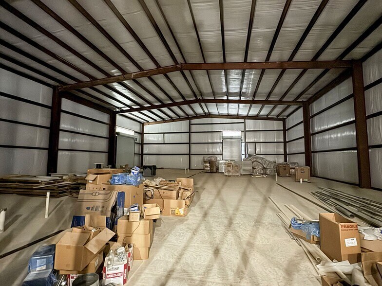 More Photos Of 369 Enterprise Dr, Batesville Industrial For Sale