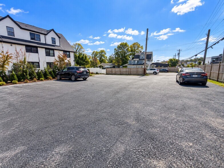 More Photos Of 578 Tarrytown Rd, White Plains Storefront Retail Office For Lease