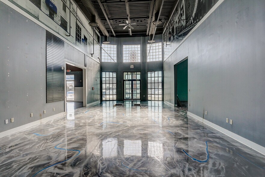 More Photos Of 2259 Deming Way, Middleton Restaurant For Sale