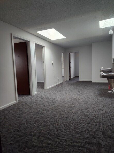More Photos Of 28855 Van Dyke Ave, Warren Storefront Retail Office For Lease